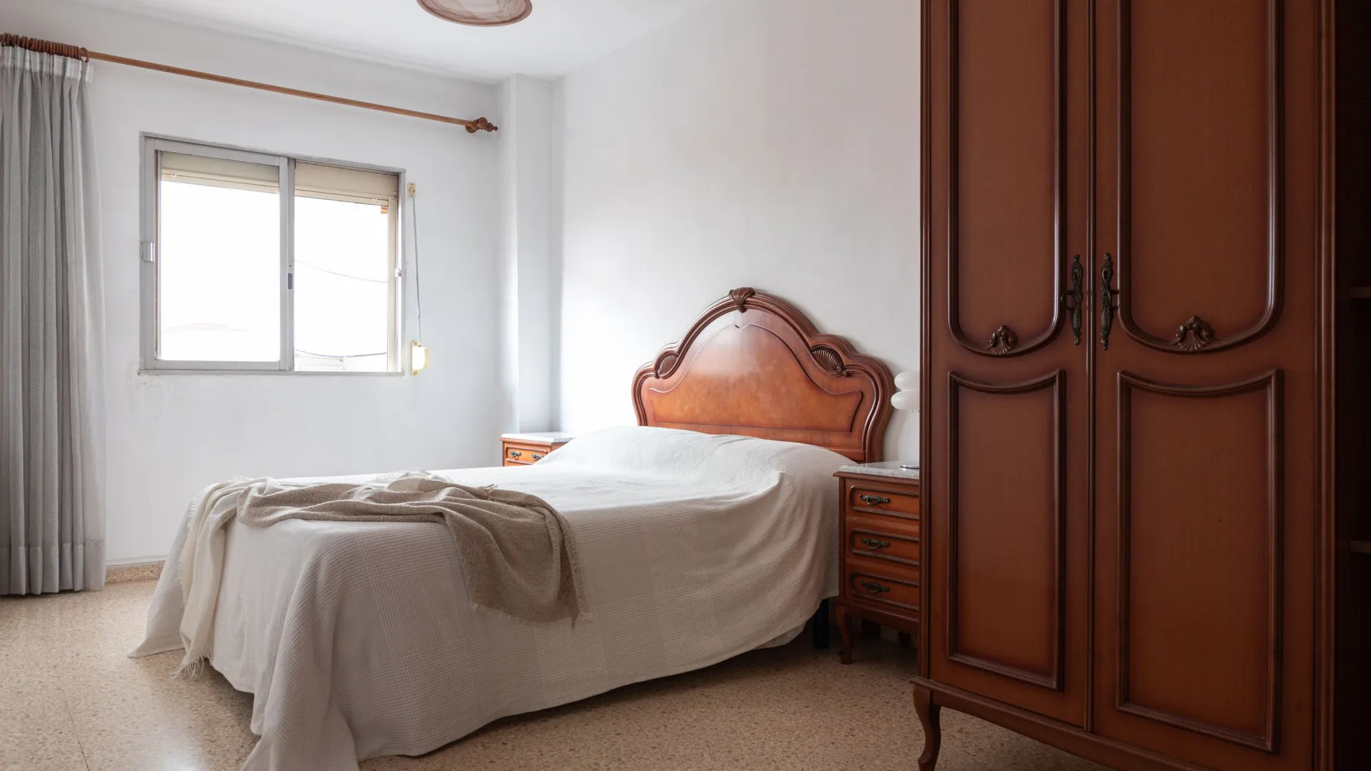 Se vende apartamento en Santa Catalina con 4 dormitorios