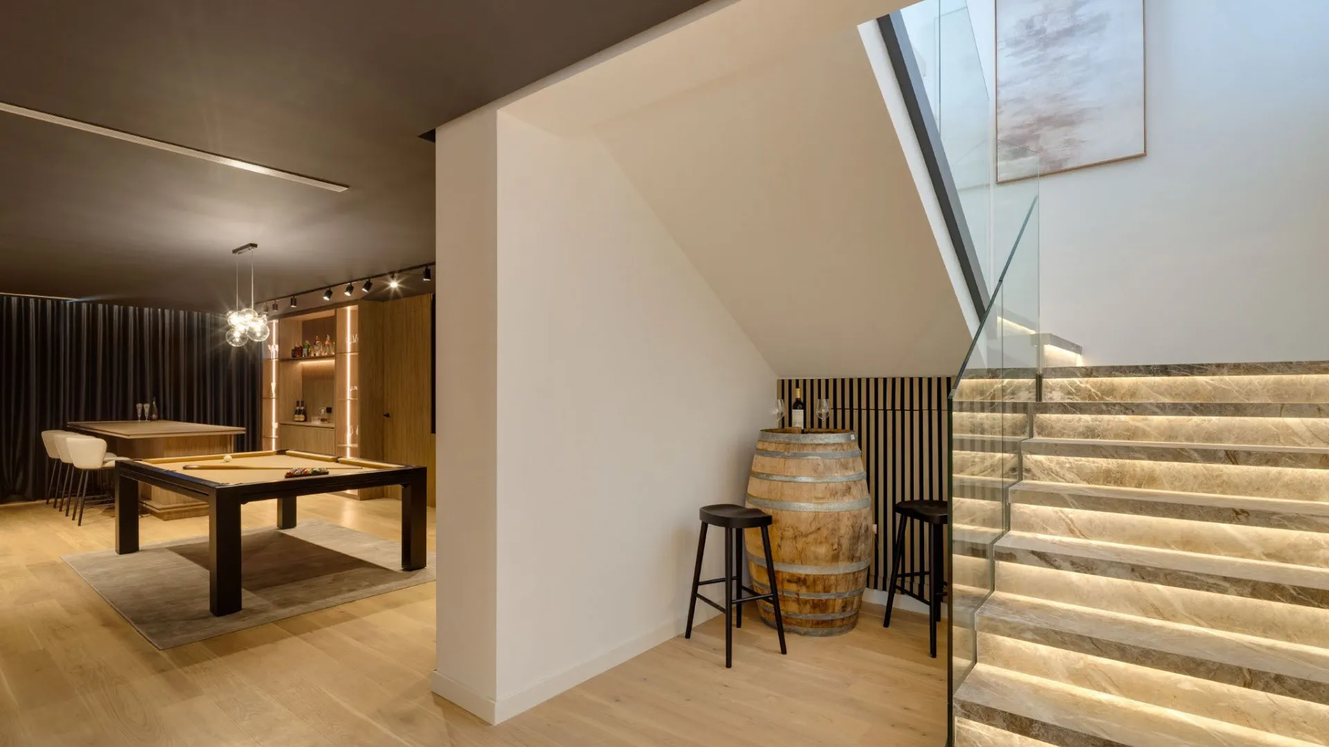 Villa for sale in Elviria with 5 bedrooms