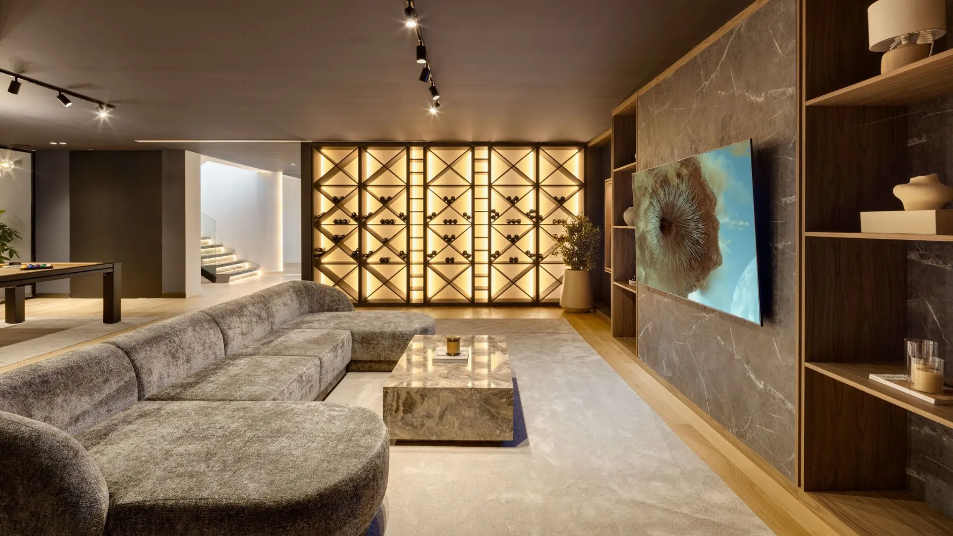 Villa for sale in Elviria with 5 bedrooms