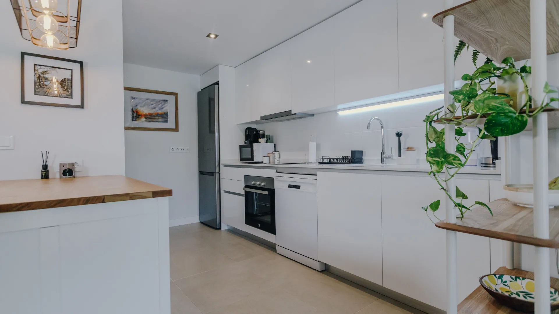 Apartamento planta baja a la venta en Estepona Este