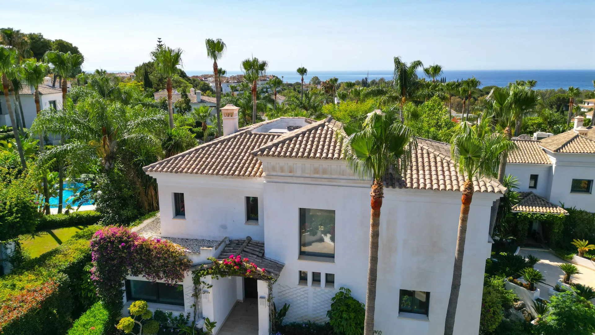 Villa en venta con 5 dormitorios en Lomas de Magna Marbella