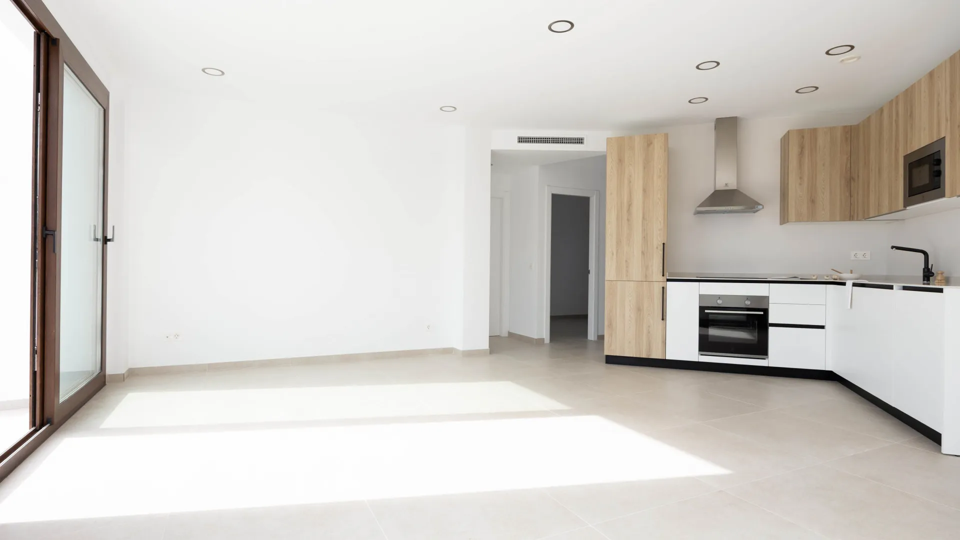 For sale Nerja town house with 2 bedrooms