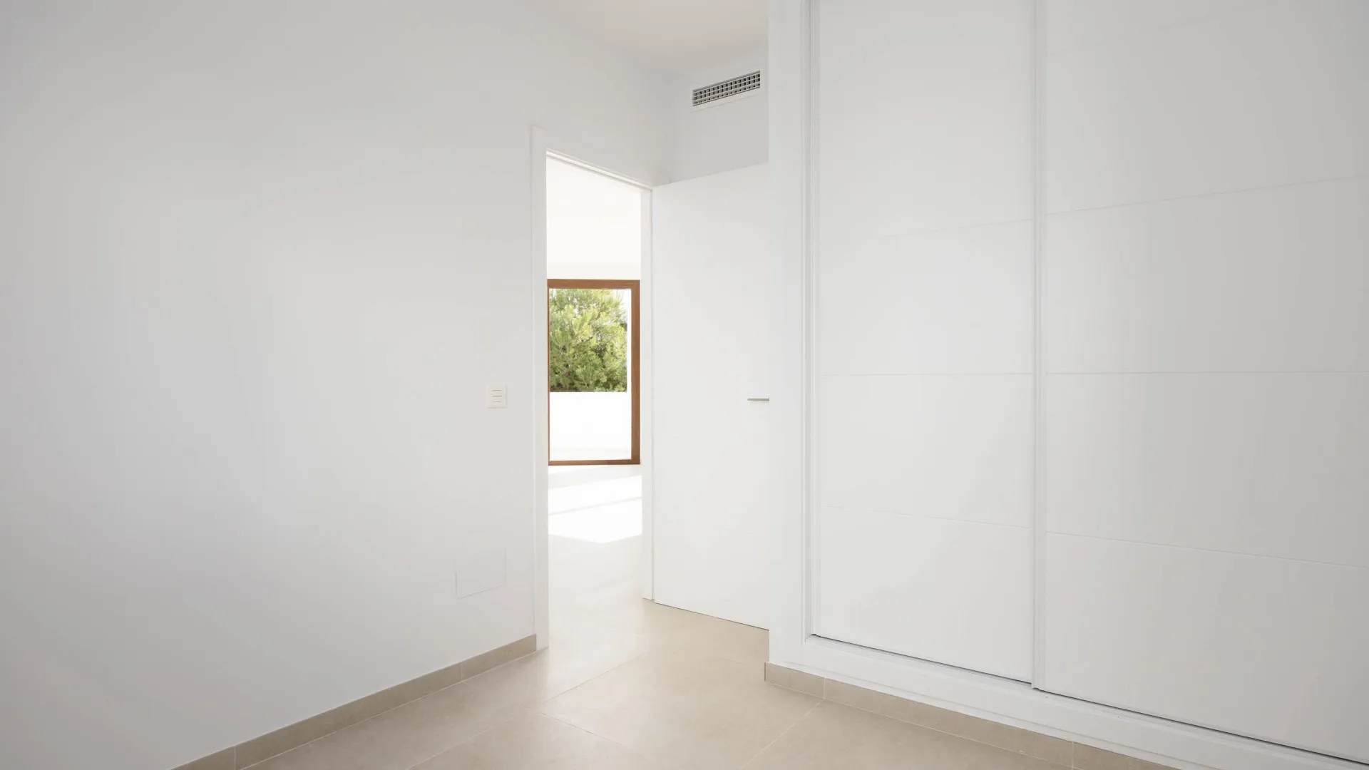 For sale Nerja town house with 2 bedrooms
