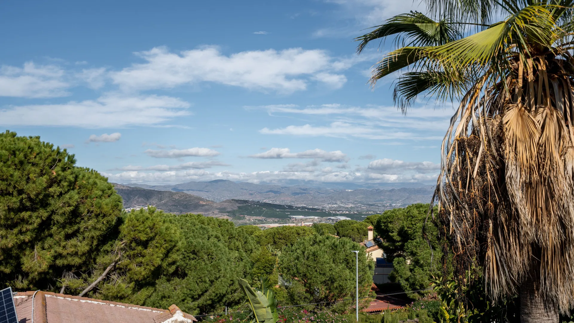 5 bedrooms semi detached house for sale in Pinos de Alhaurín