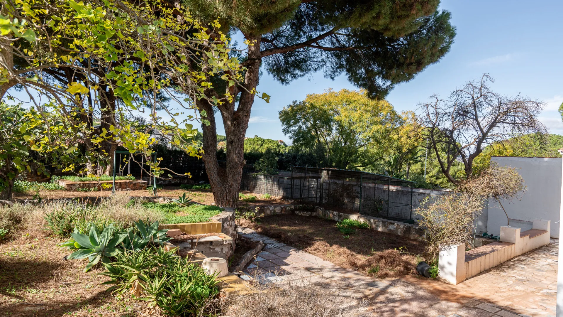 5 bedrooms semi detached house for sale in Pinos de Alhaurín