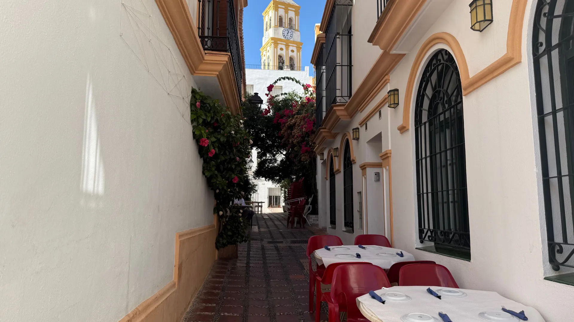 For sale unique building in Marbella Centro
