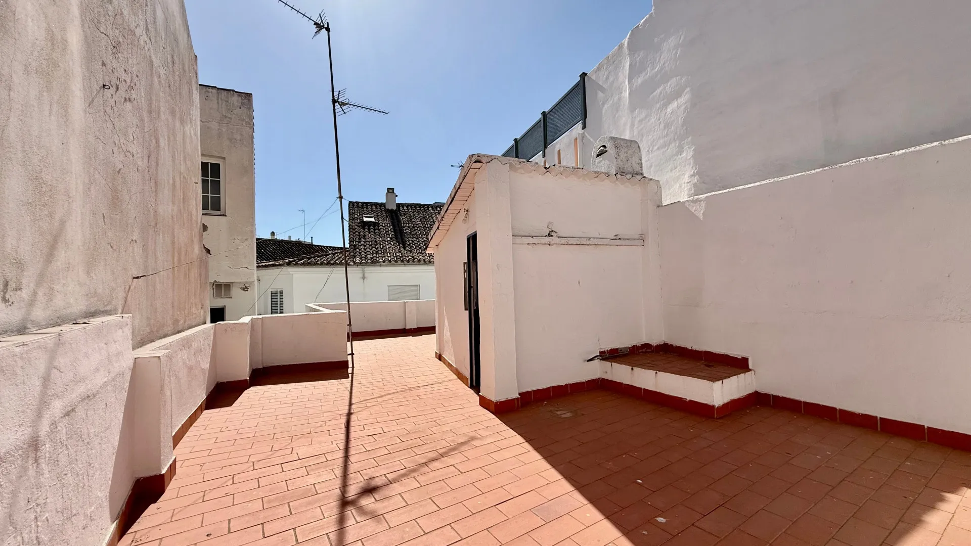 For sale unique building in Marbella Centro