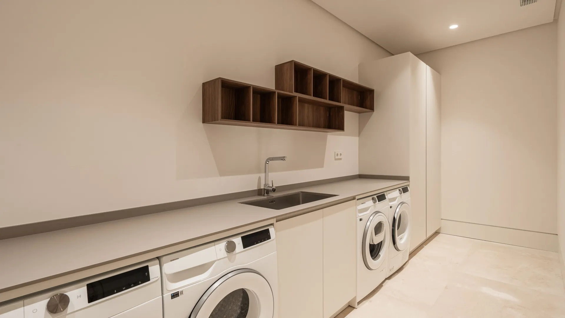 Villa de 5 dormitorios a la venta en Marbella Hill Club