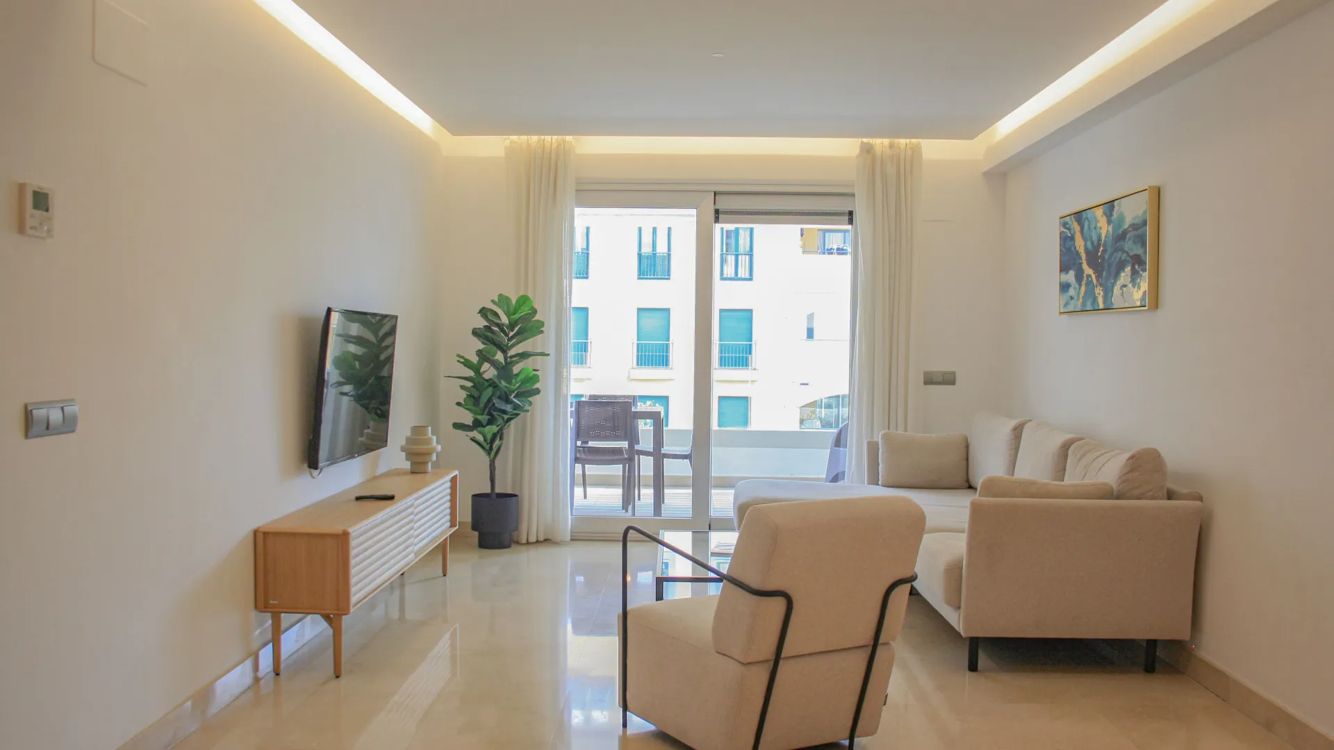For sale 3 bedrooms apartment in Nueva Alcantara