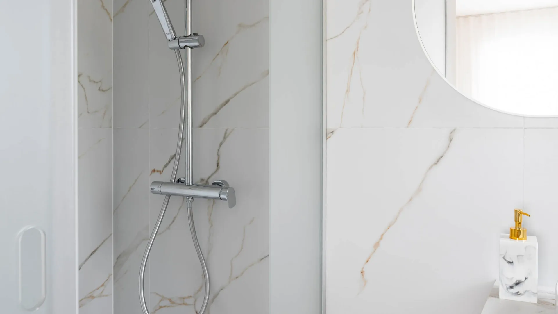 Pareado en venta en Beach Side New Golden Mile de 3 dormitorios