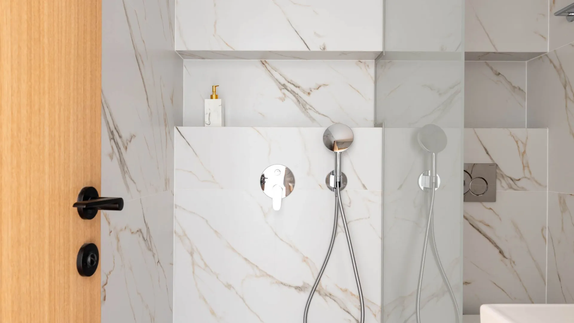 Pareado en venta en Beach Side New Golden Mile de 3 dormitorios