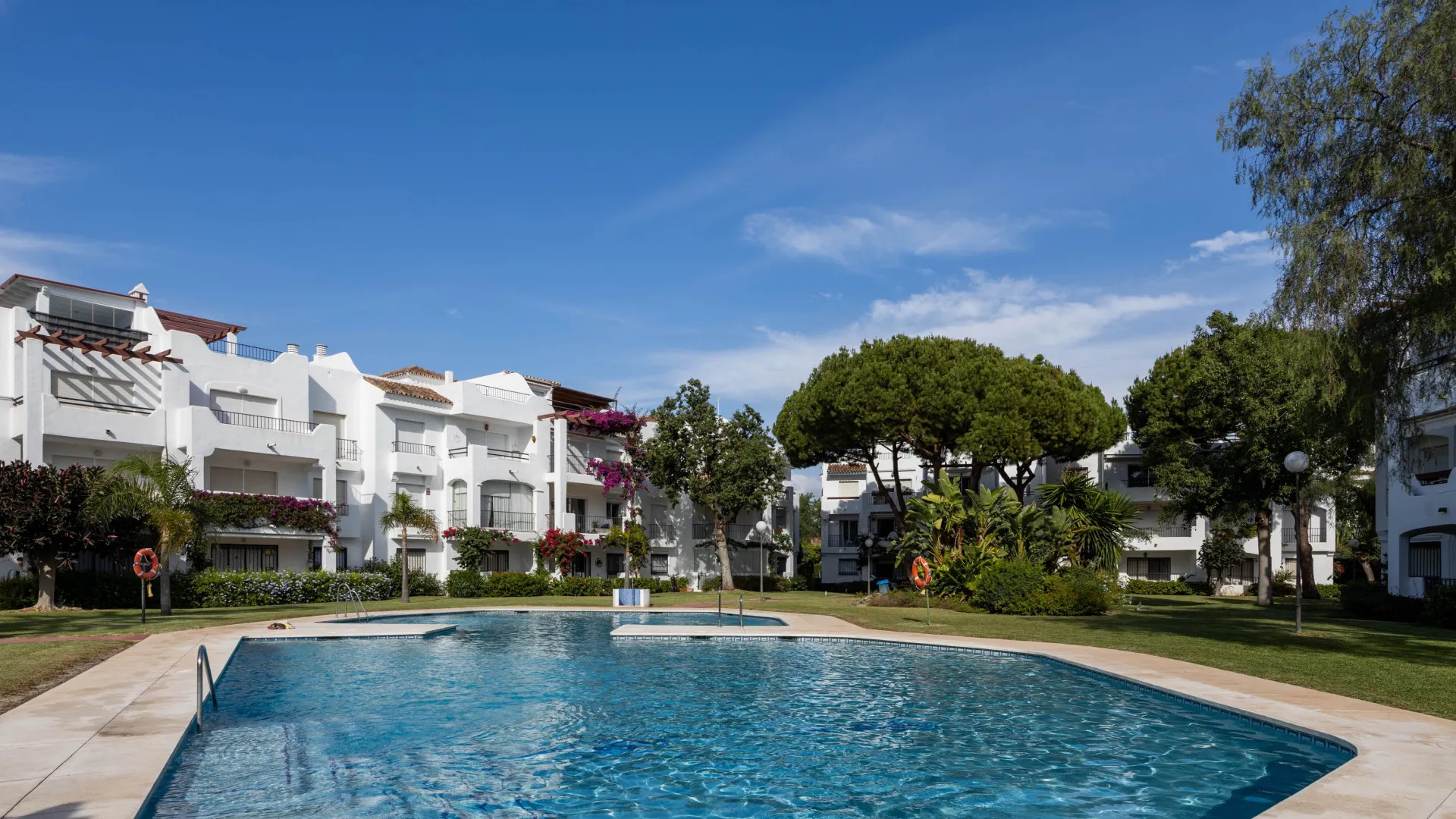 Pareado en venta en Beach Side New Golden Mile de 3 dormitorios