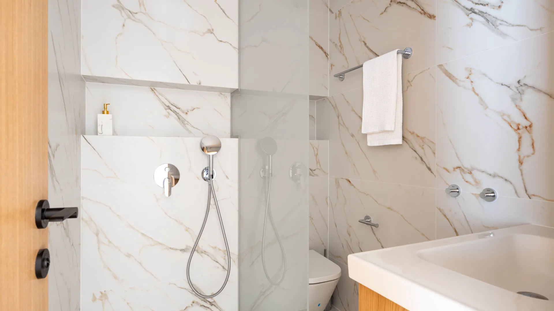 Pareado en venta en Beach Side New Golden Mile de 3 dormitorios