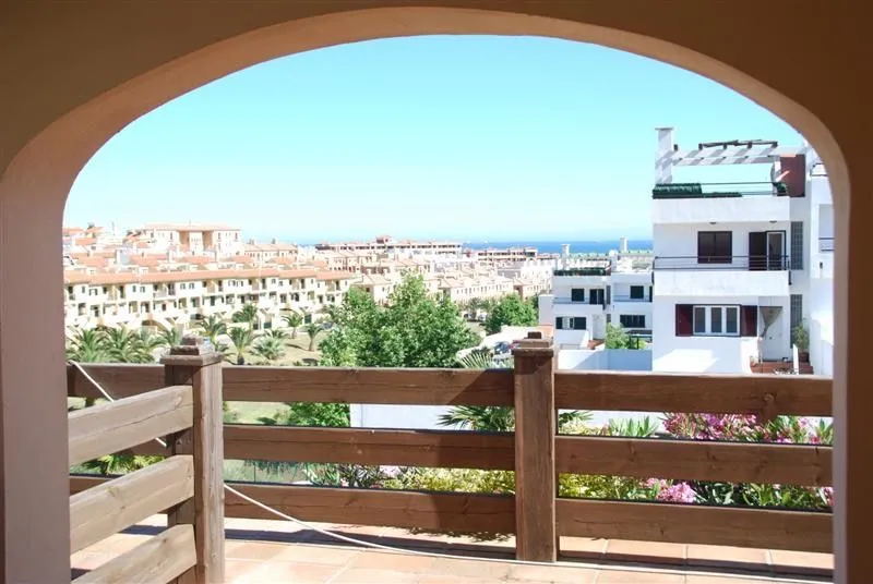 Buy 3 bedrooms house in La Linea de la Concepcion