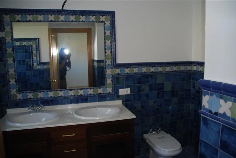 Buy 3 bedrooms house in La Linea de la Concepcion