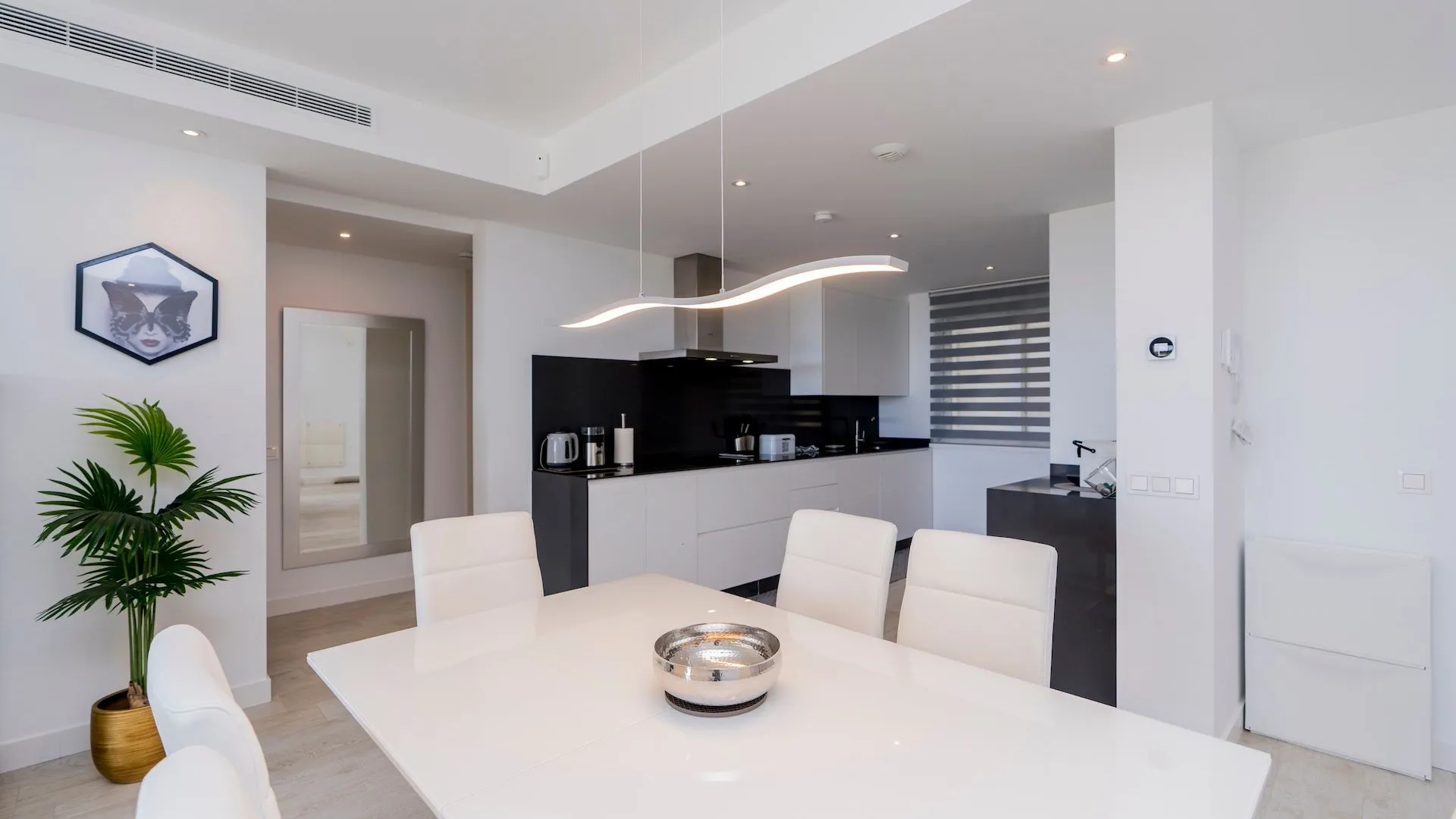 Apartamento planta baja de 2 dormitorios en venta en Alcazaba Lagoon