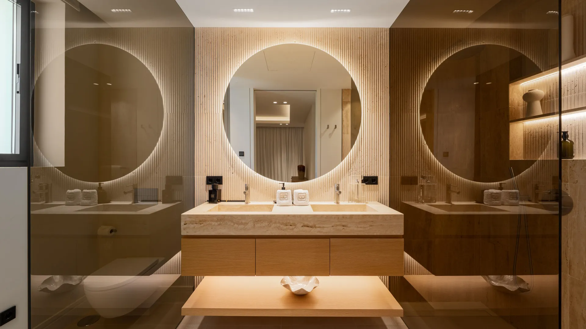 Se vende villa de 8 dormitorios en Benahavis