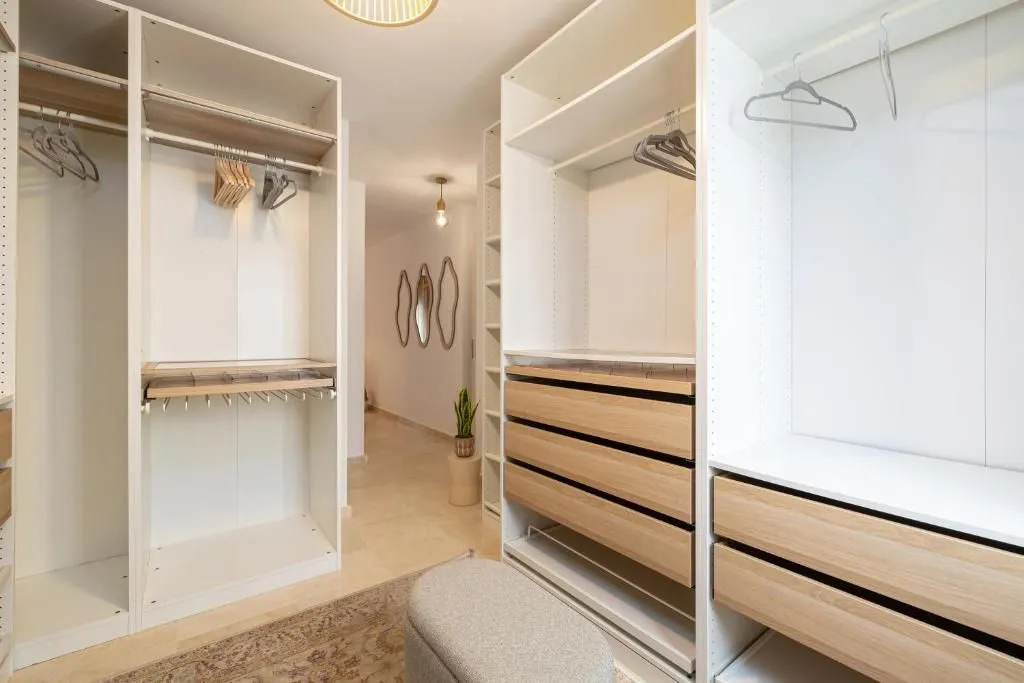 Fuengirola Centro, apartamento a la venta con 4 dormitorios