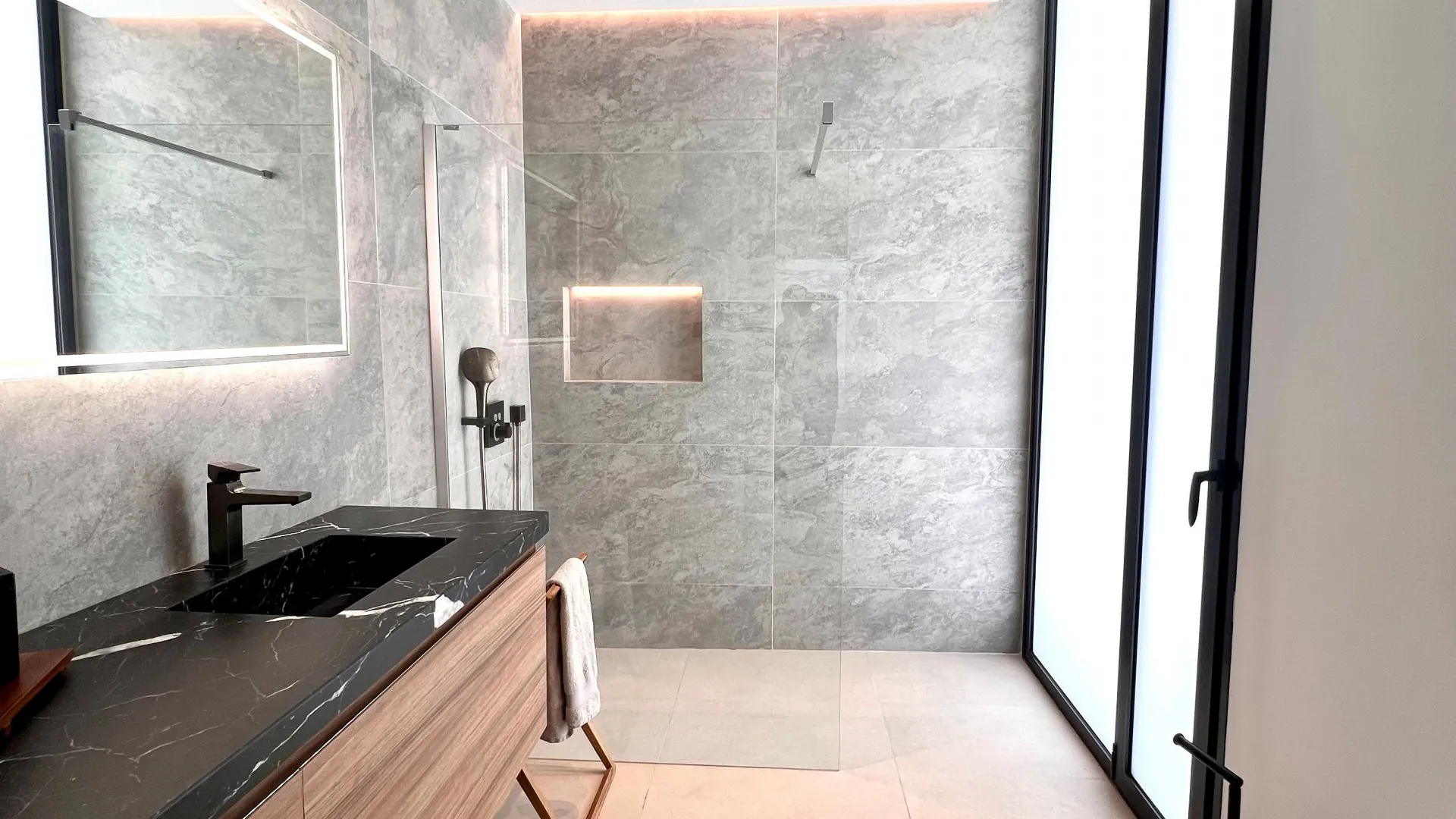 For sale El Paraiso 4 bedrooms villa