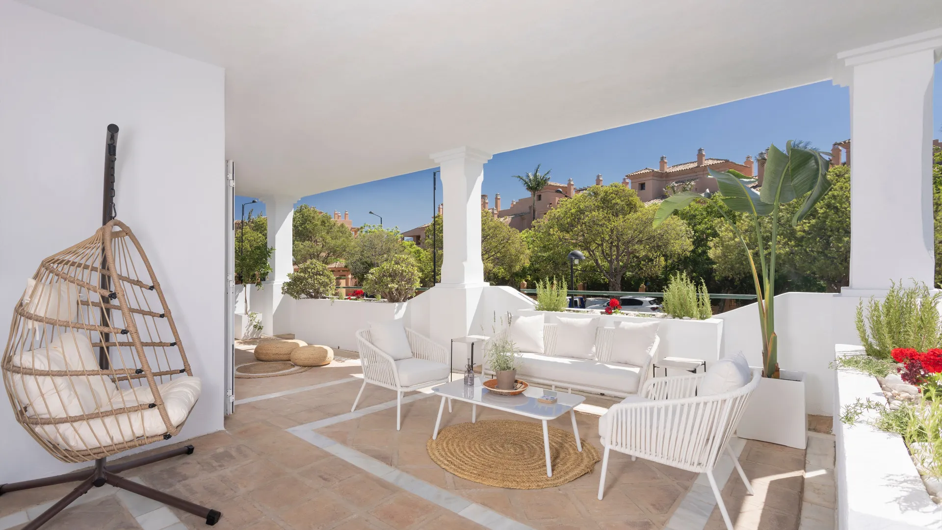 Apartamento en venta en Estepona Este con 3 dormitorios