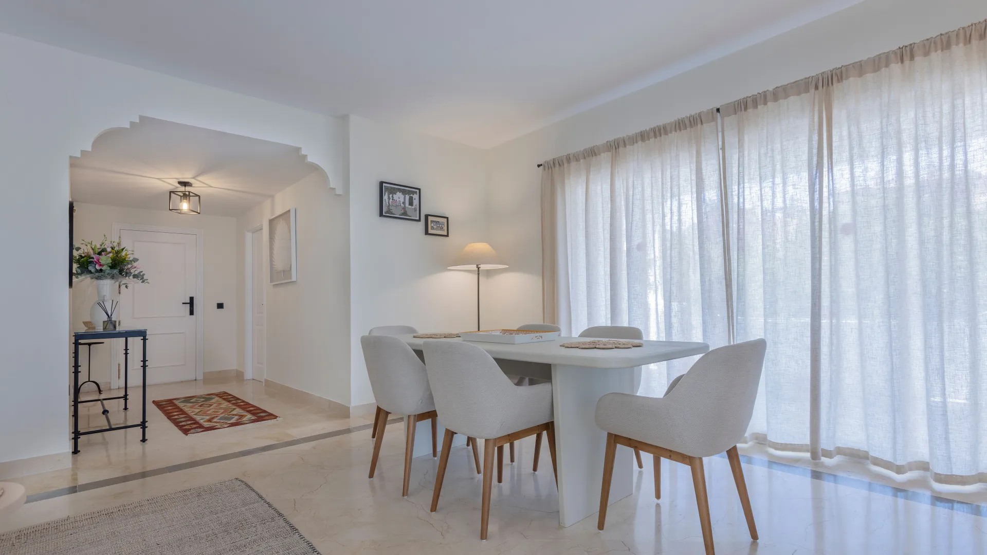Apartamento en venta en Estepona Este con 3 dormitorios