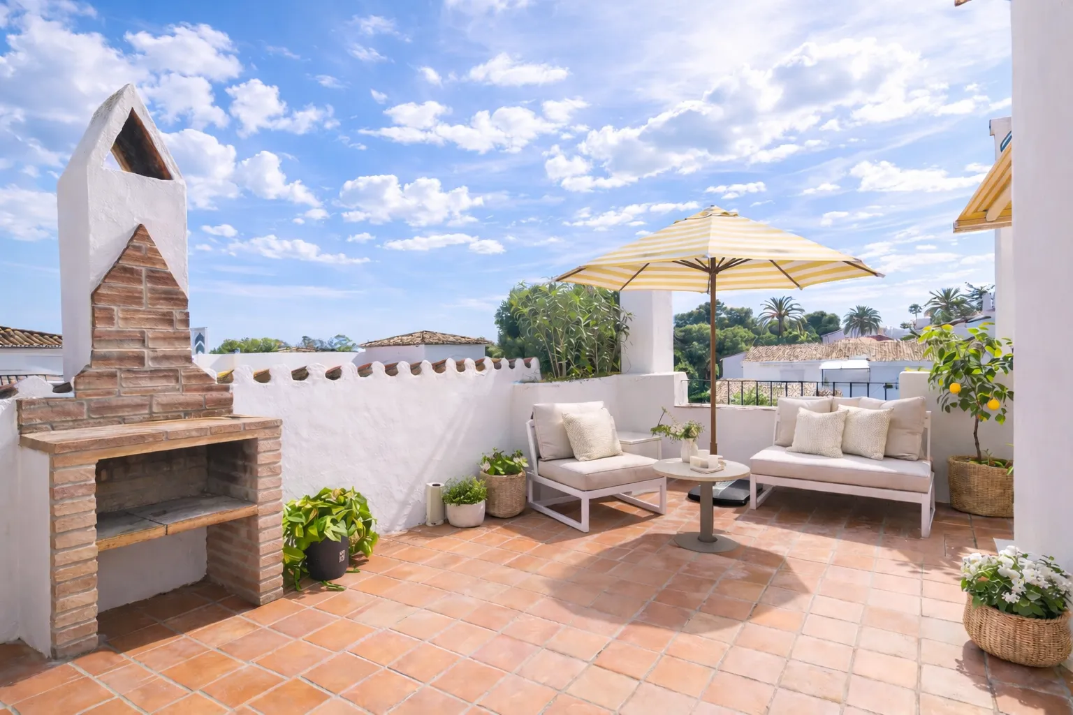 Penthouse for sale in El Paraiso