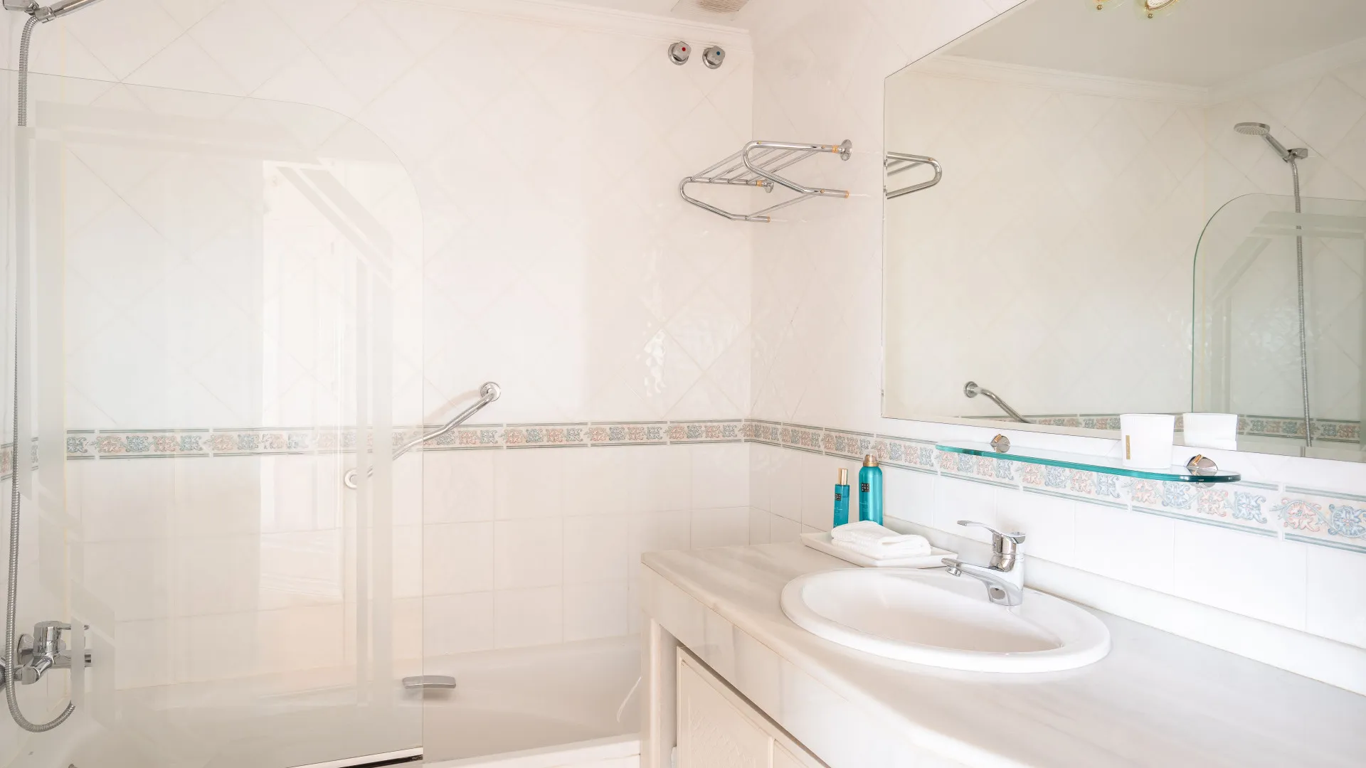 Adosado en venta de 5 dormitorios en Benalmadena Costa