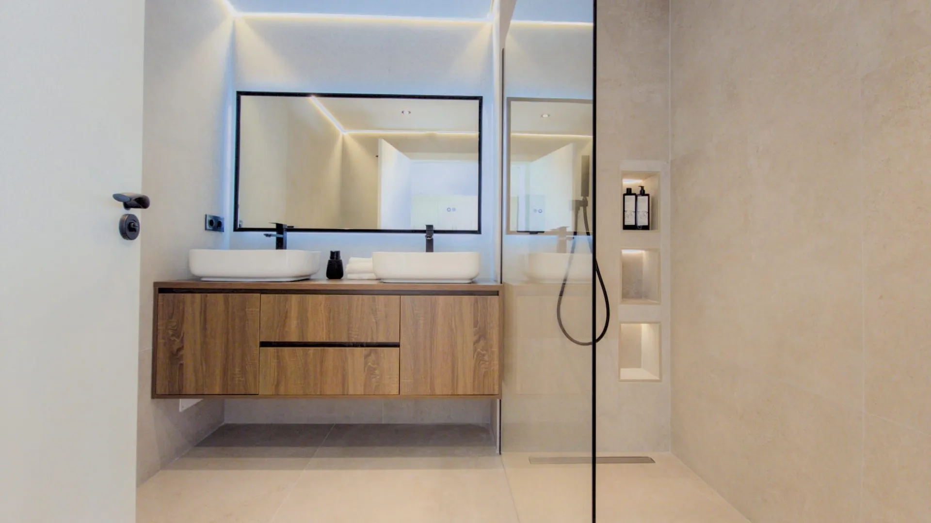 Comprar apartamento planta baja en Miraflores Golf con 3 dormitorios