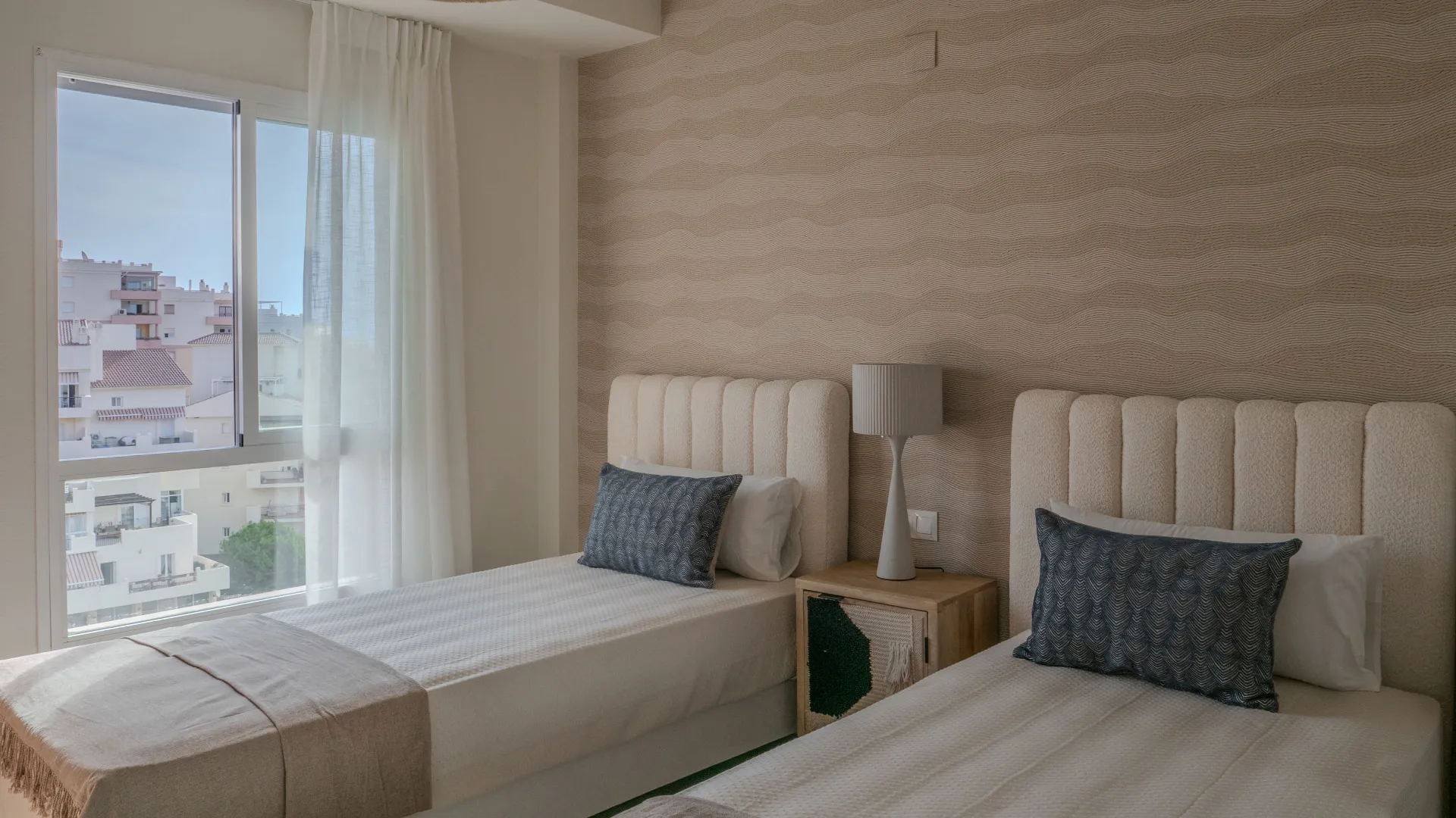 Pareado en venta en Torrequebrada