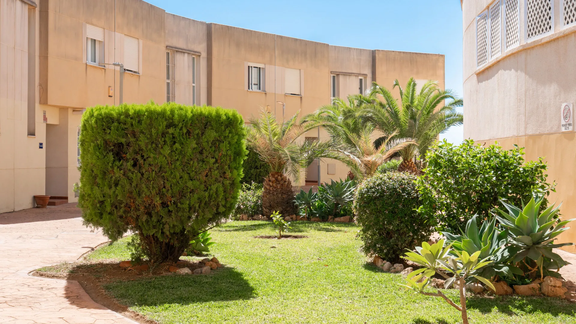 Pareado en venta en Torrequebrada