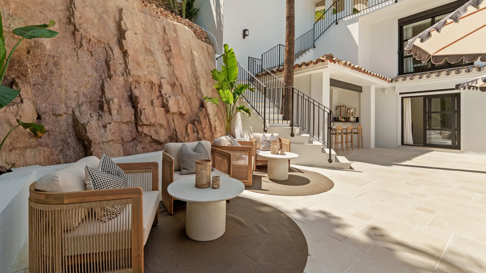 Villa en venta en Nueva Andalucia de 6 dormitorios