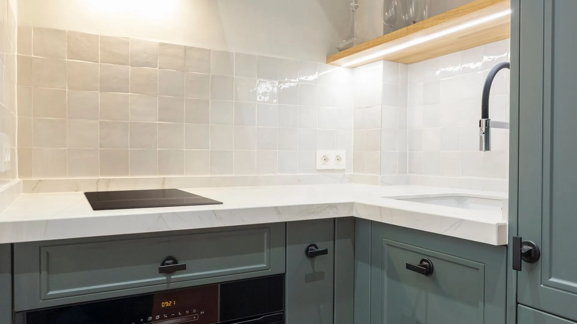 Apartamento planta baja de 1 dormitorio a la venta en Malaga