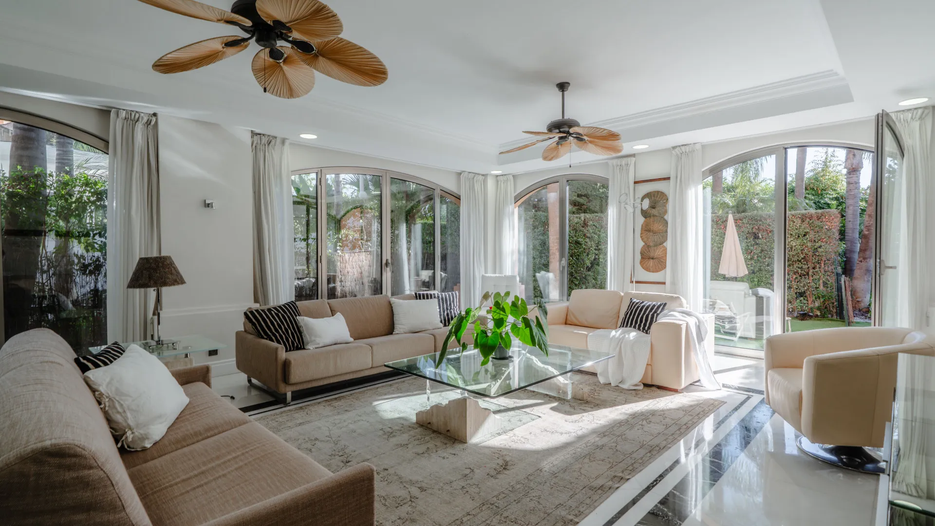 Comprar apartamento planta baja en Marbella - Puerto Banus