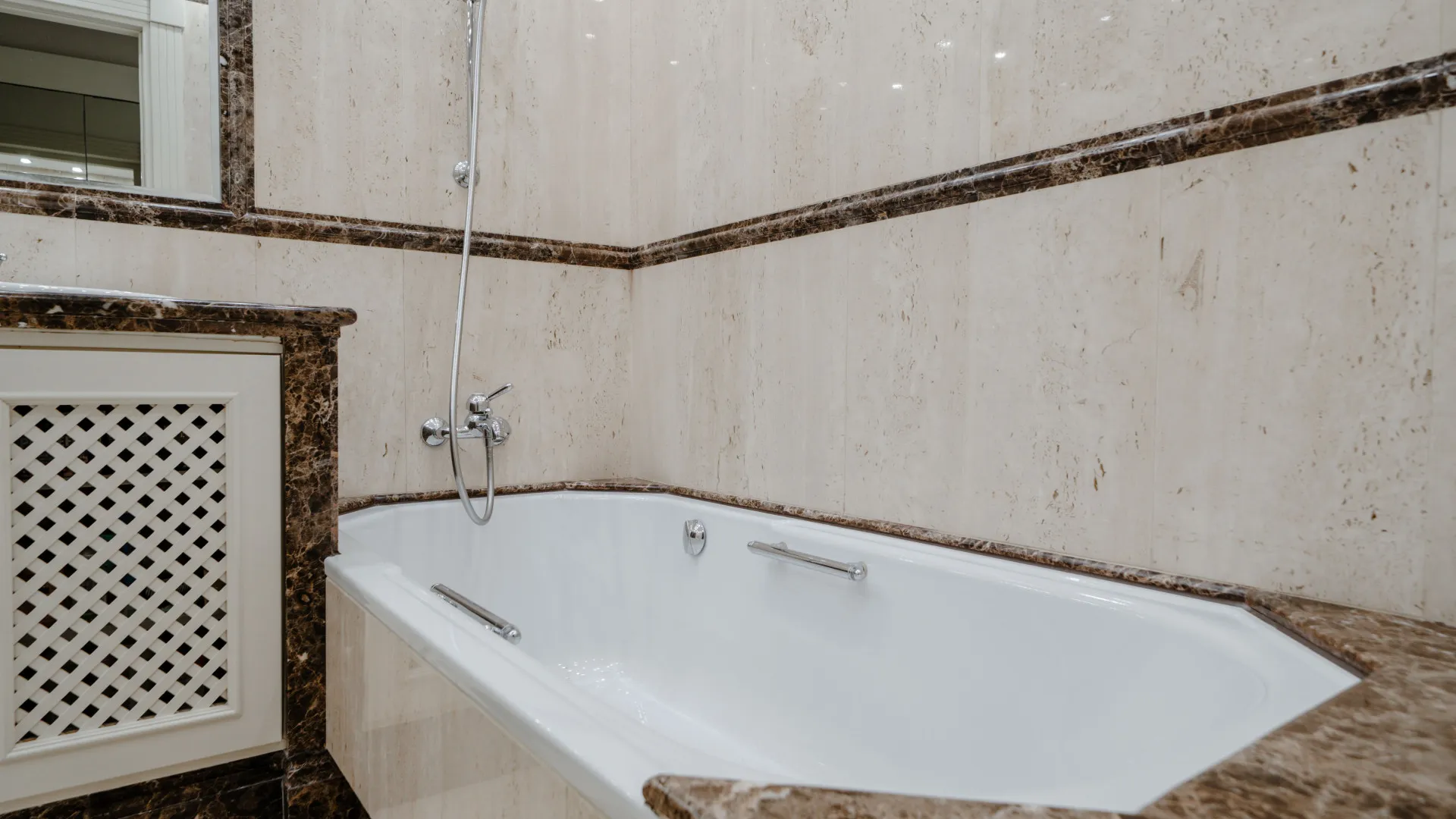 Comprar apartamento planta baja en Marbella - Puerto Banus