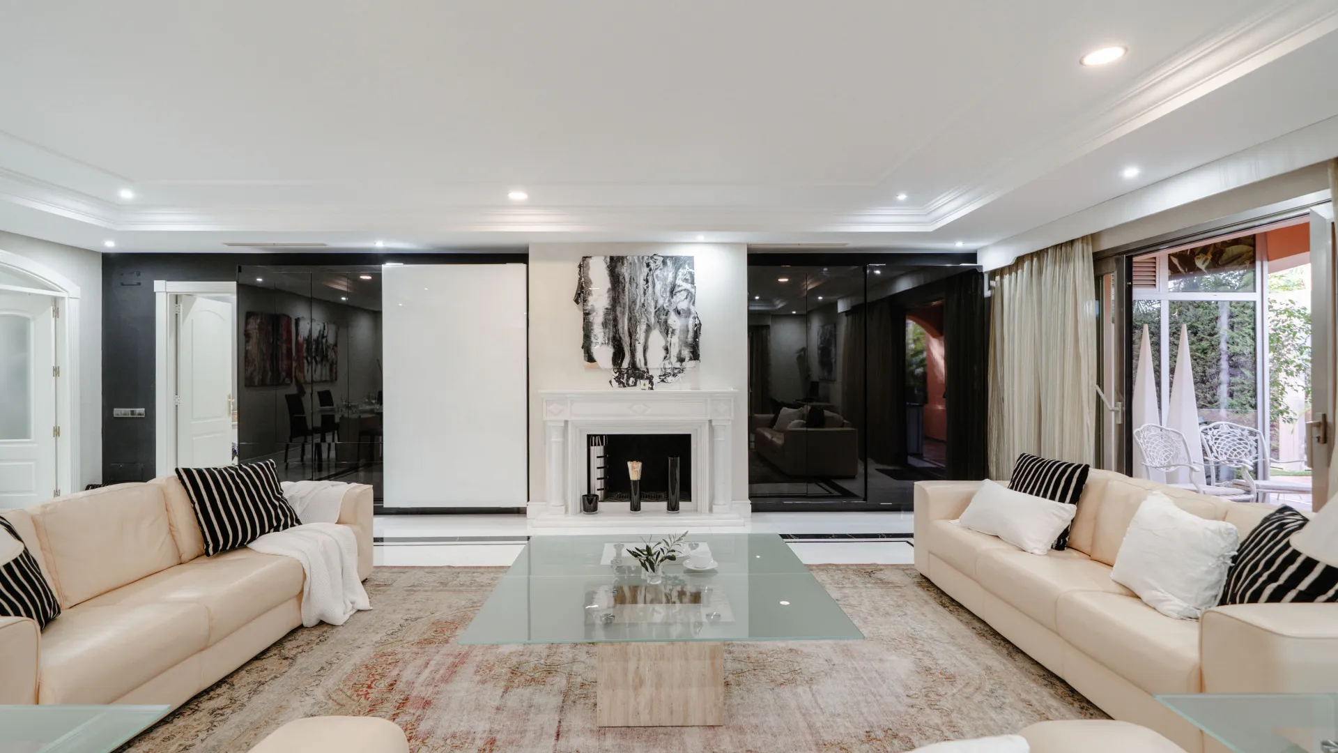 Comprar apartamento planta baja en Marbella - Puerto Banus