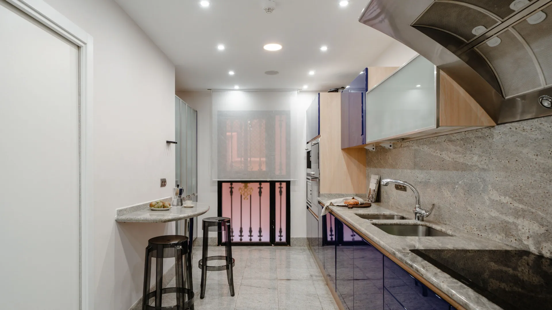 Comprar apartamento planta baja en Marbella - Puerto Banus