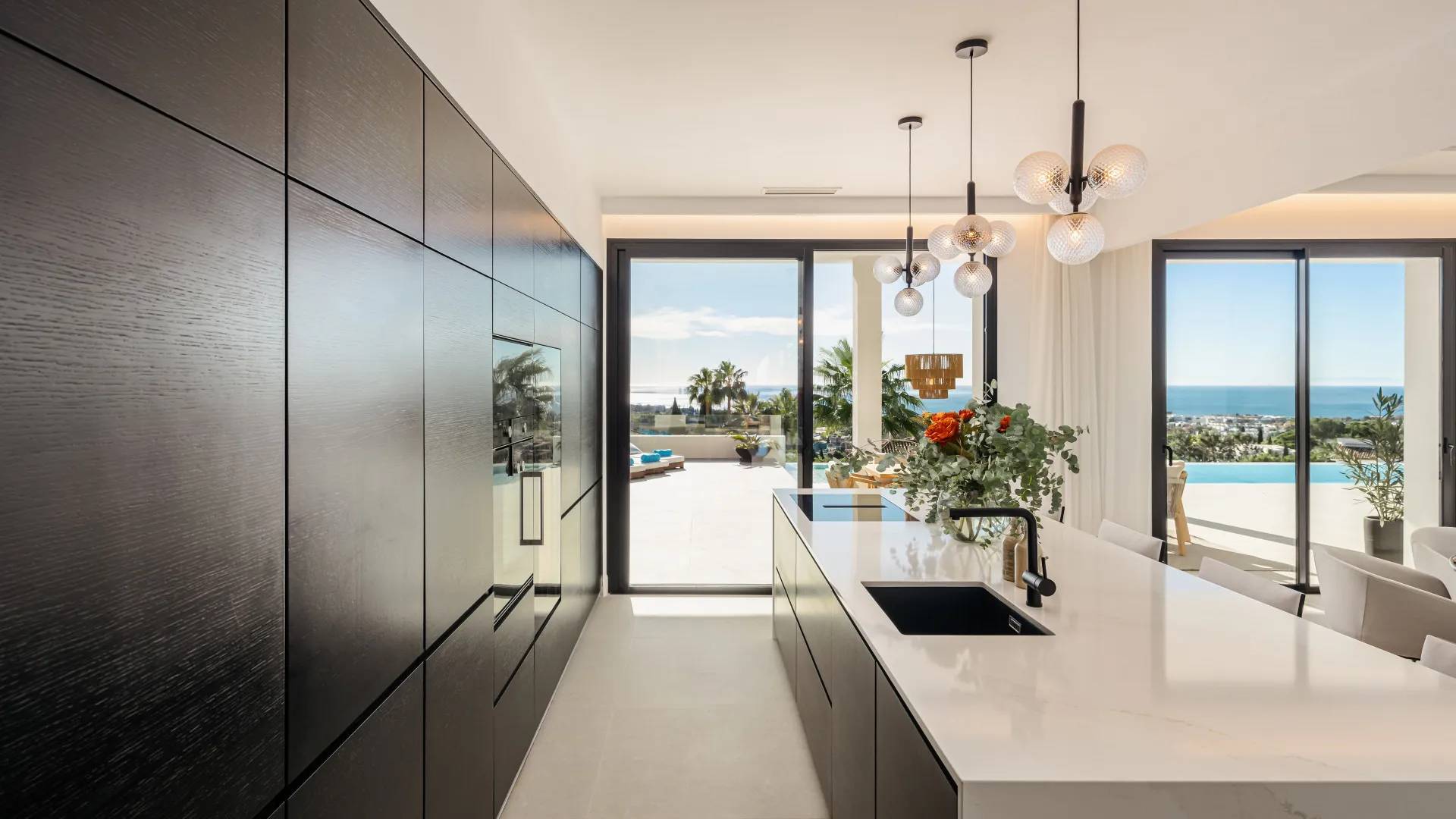 Villa en venta en Los Flamingos de 6 dormitorios