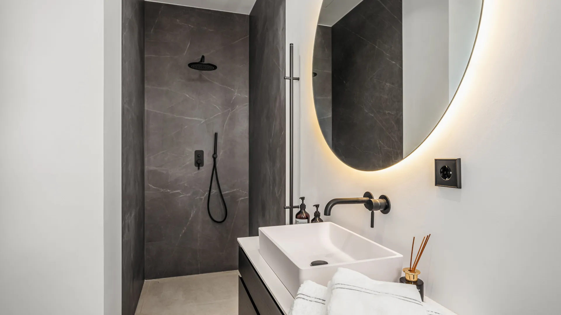 Villa en venta en Los Flamingos de 6 dormitorios