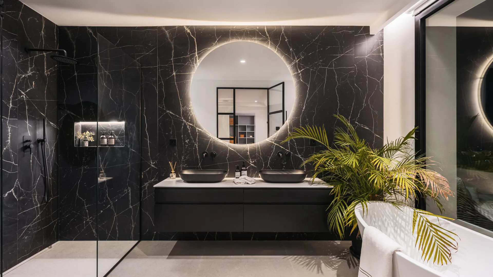 Villa en venta en Los Flamingos de 6 dormitorios