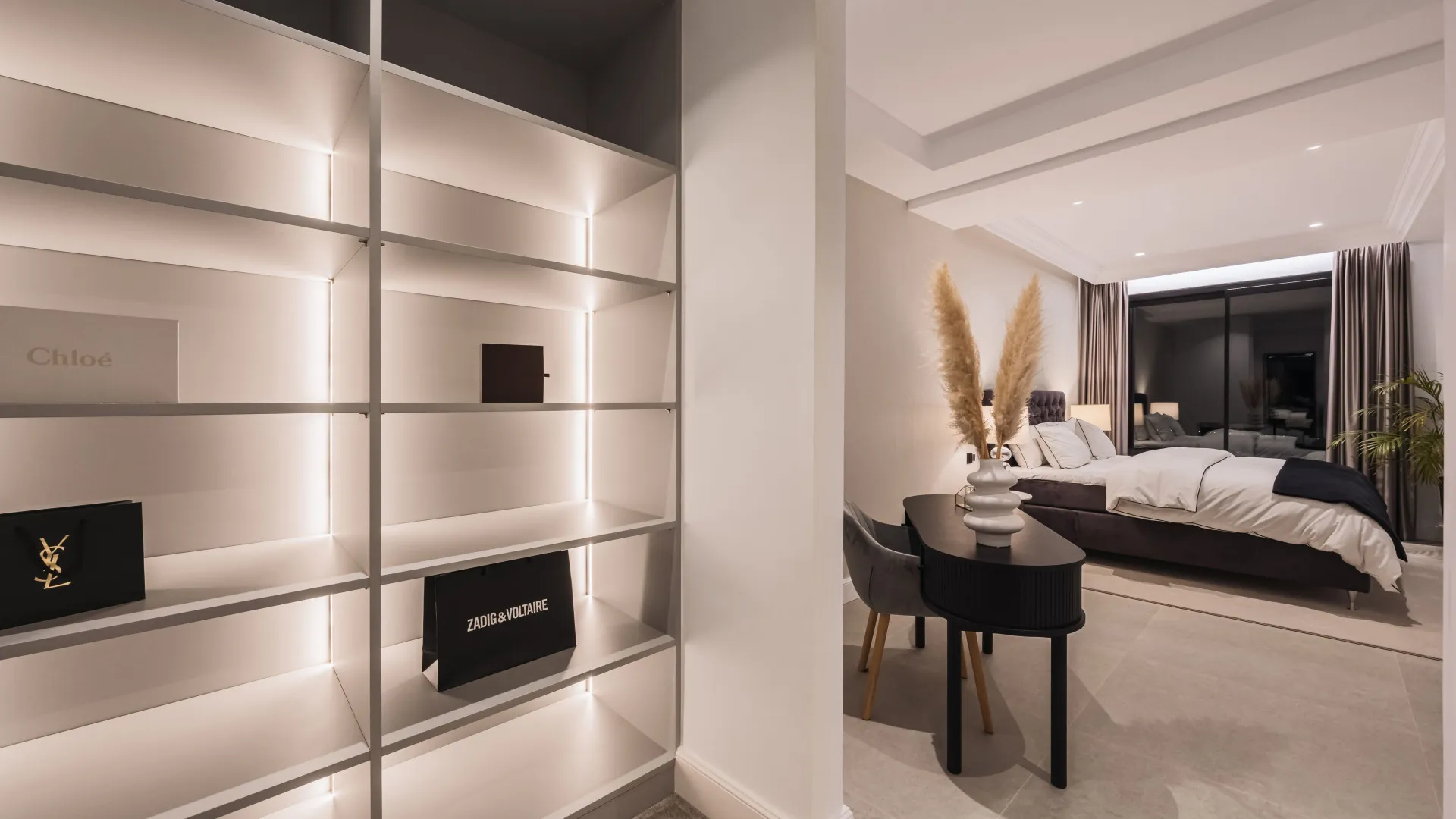 Villa en venta en Los Flamingos de 6 dormitorios