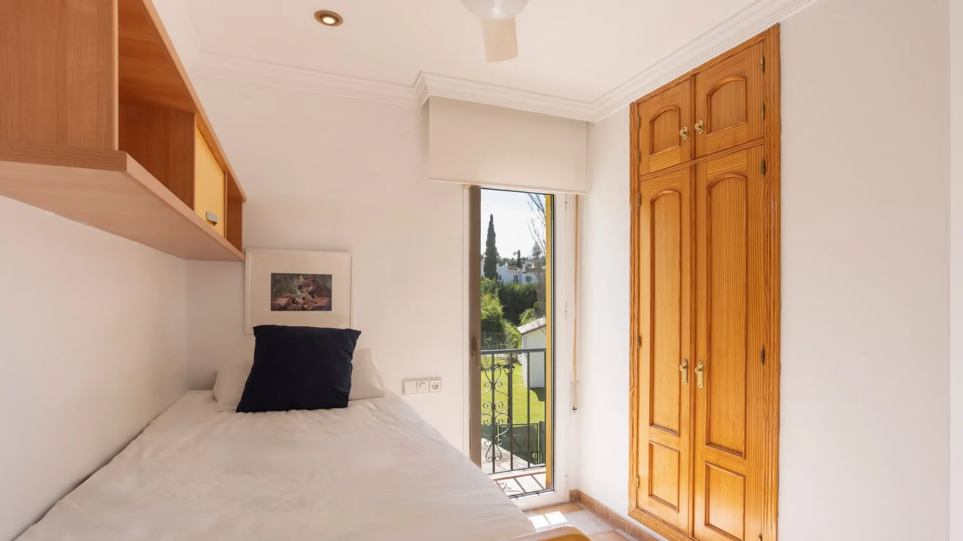 Sierrezuela, adosado de 3 dormitorios en venta