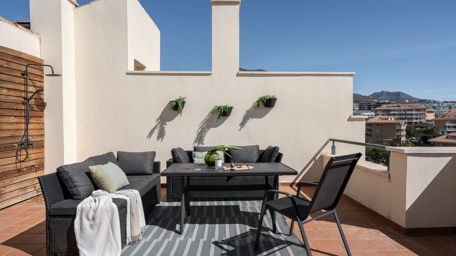 Fuengirola 5 bedrooms town house for sale
