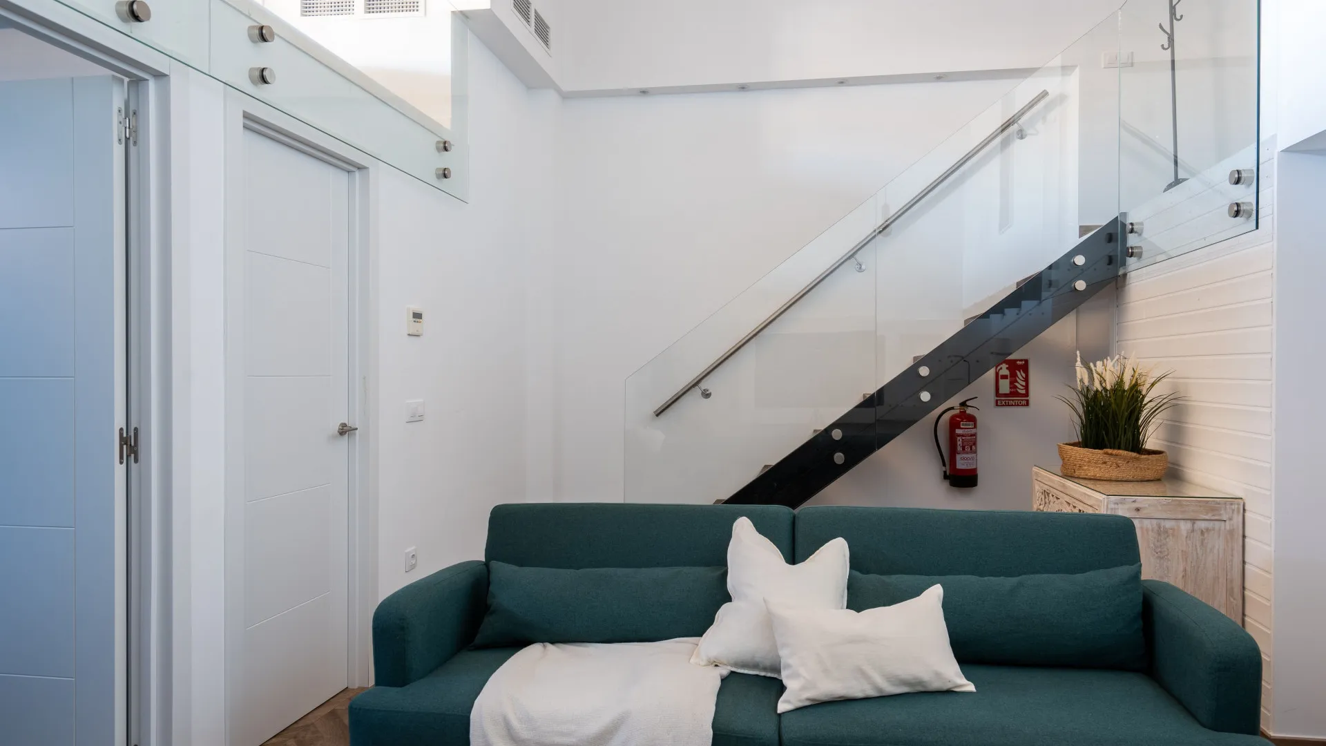 Fuengirola 5 bedrooms town house for sale