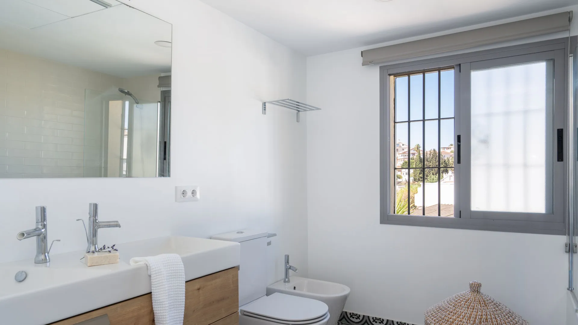 Fuengirola 5 bedrooms town house for sale