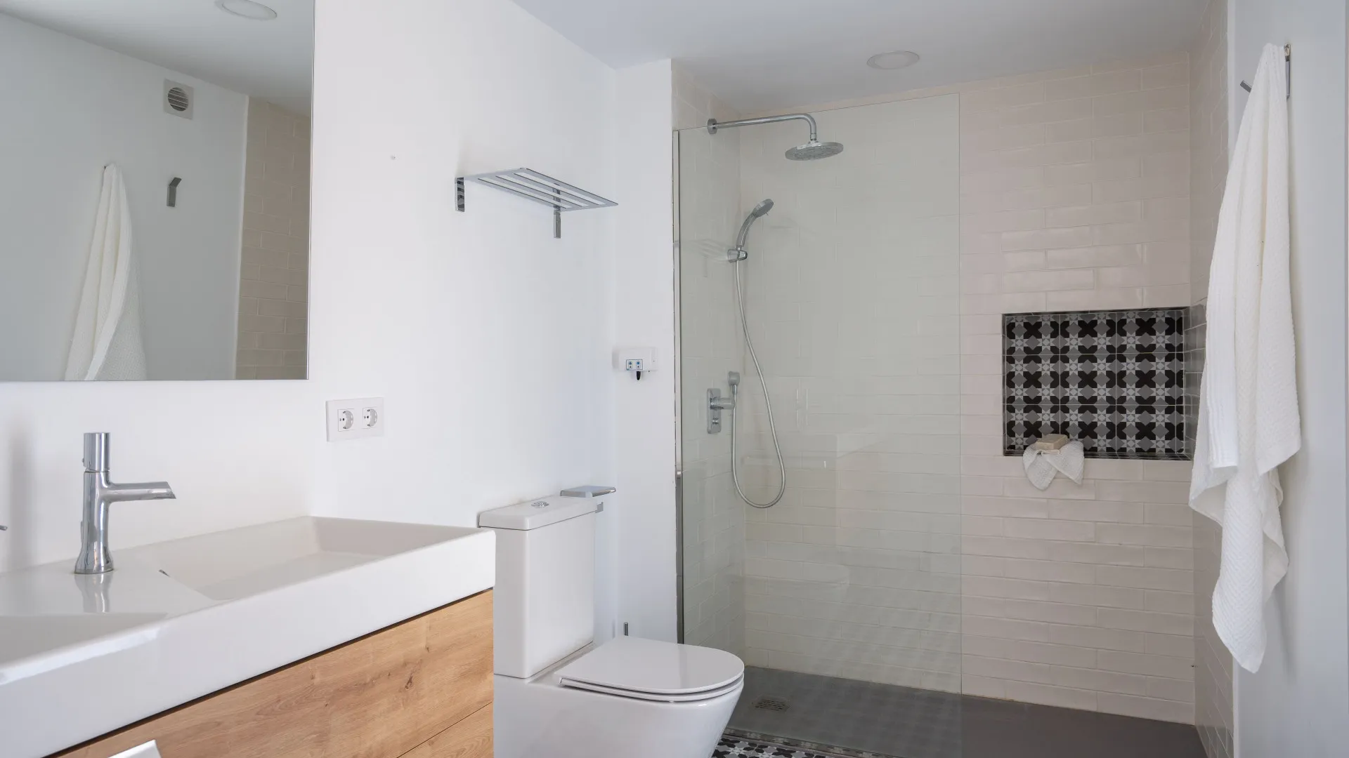 Fuengirola 5 bedrooms town house for sale