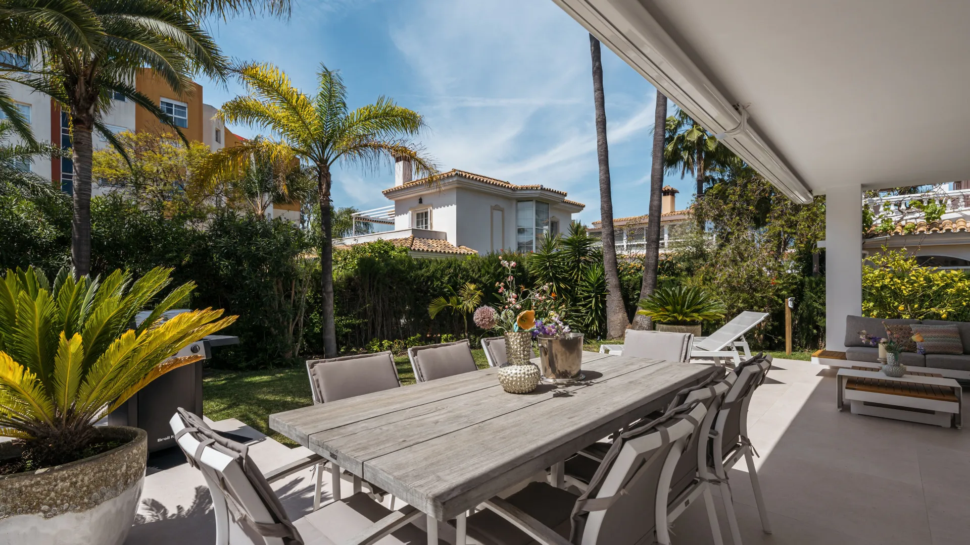 4 bedrooms Estepona villa for sale