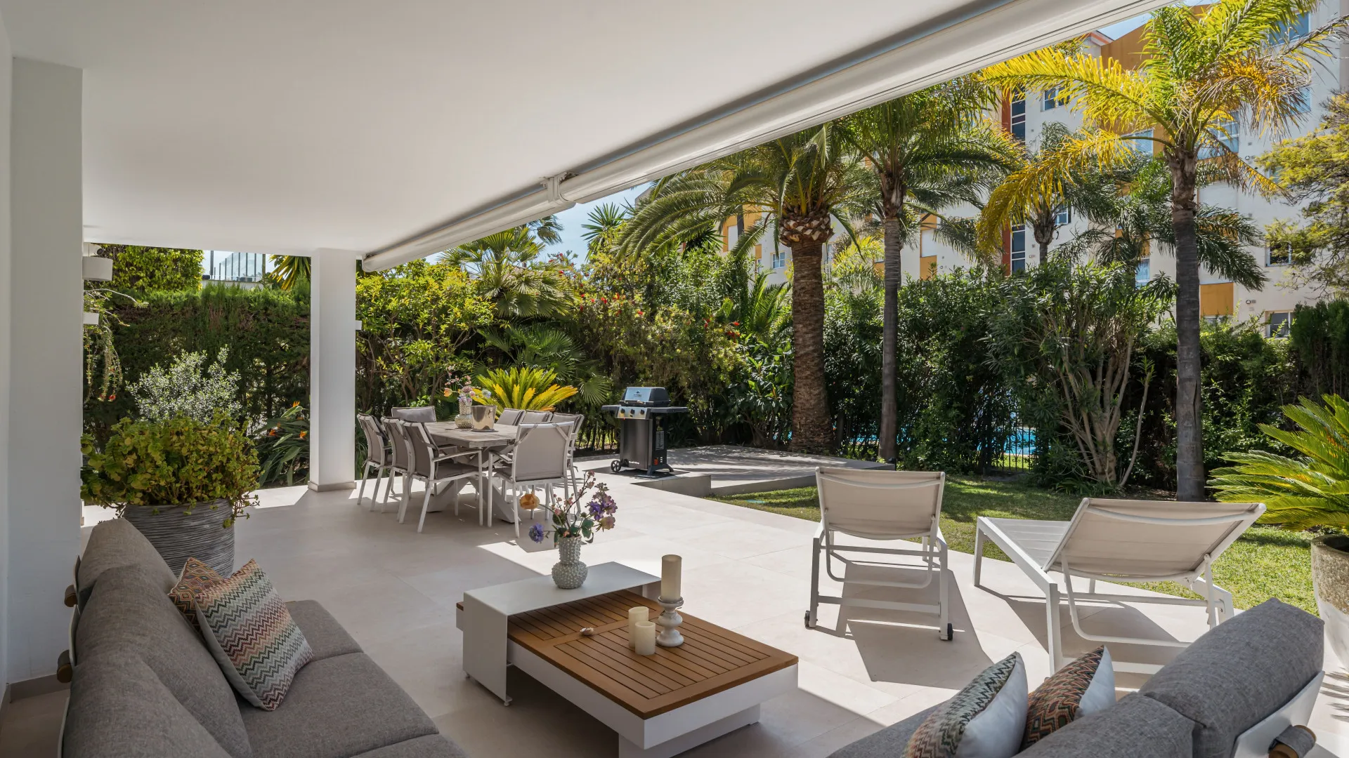 4 bedrooms Estepona villa for sale