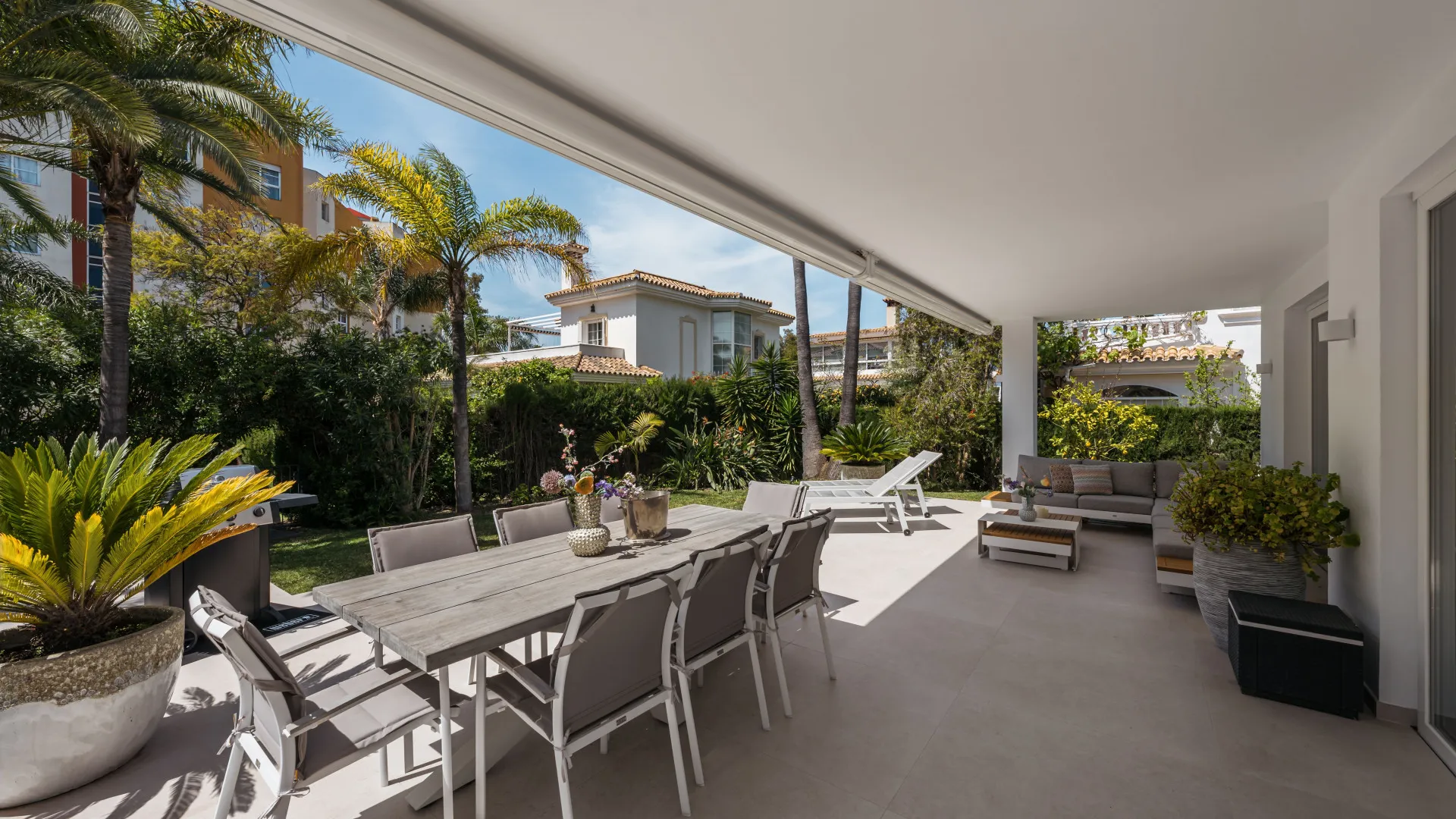 4 bedrooms Estepona villa for sale