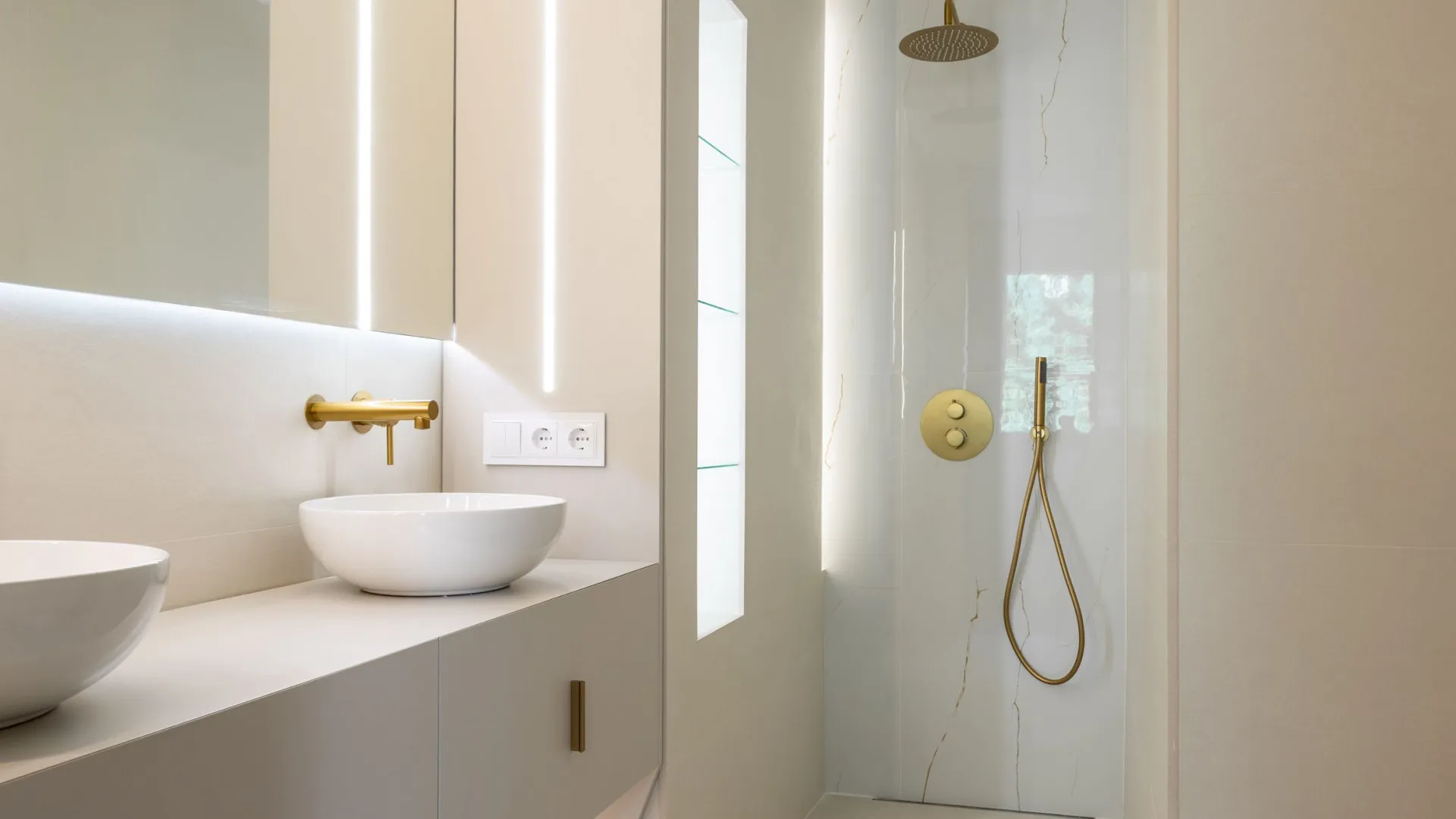 2 bedrooms flat in Malaga for sale