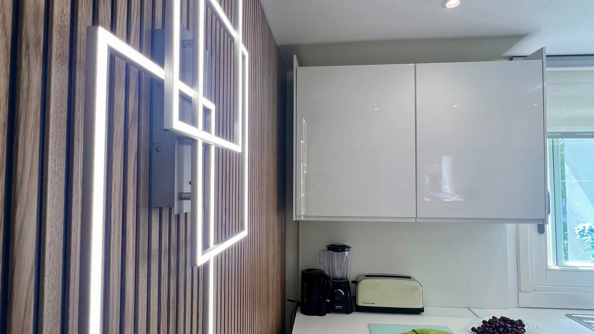 Buy villa in Sitio de Calahonda with 4 bedrooms
